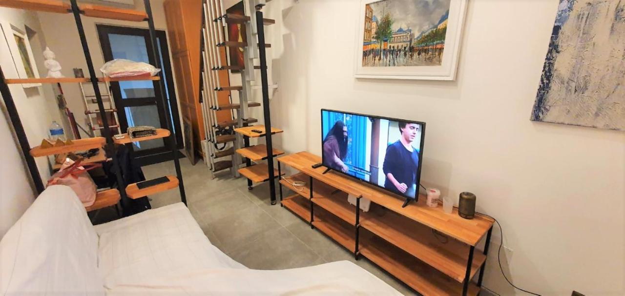 Center Living Apartment Катания Екстериор снимка