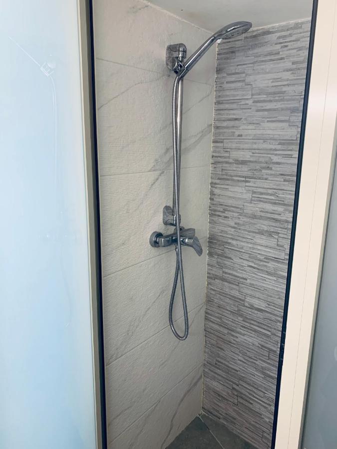 Center Living Apartment Катания Екстериор снимка