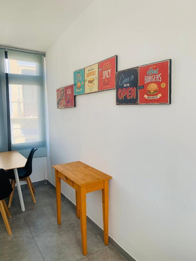 Center Living Apartment Катания Екстериор снимка