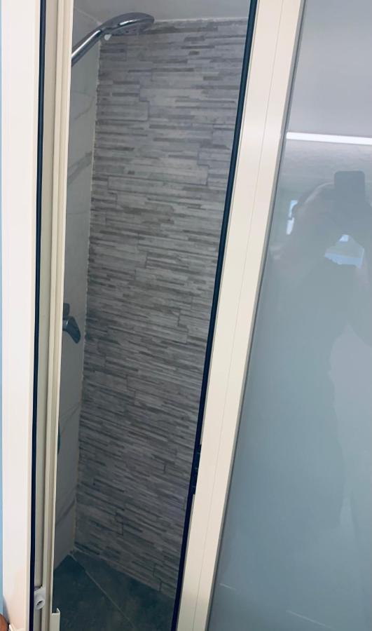 Center Living Apartment Катания Екстериор снимка