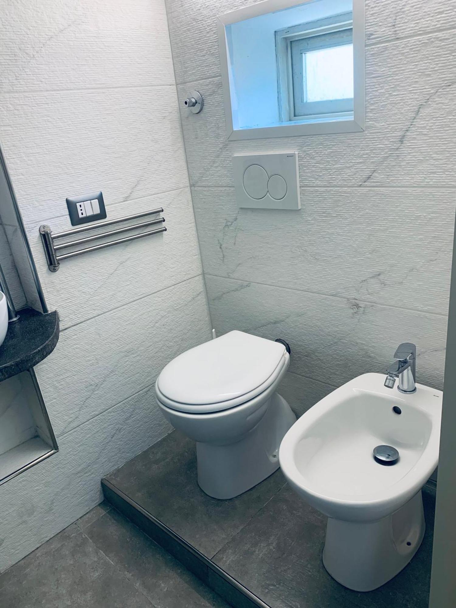 Center Living Apartment Катания Екстериор снимка